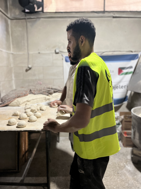 Gazze'de Ekmek Dağıtımlarımız Aralıksız Devam Ediyor - Görsel 3