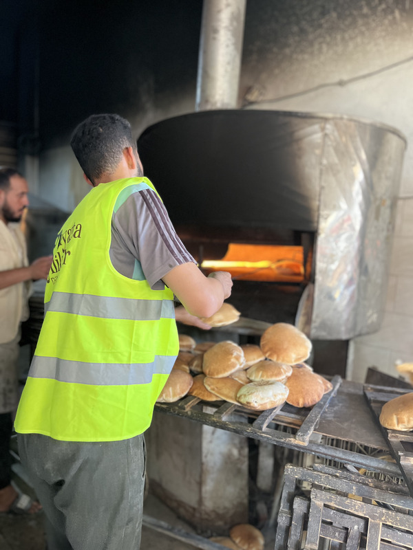 Gazze'de Ekmek Dağıtımlarımız Aralıksız Devam Ediyor - Görsel 5