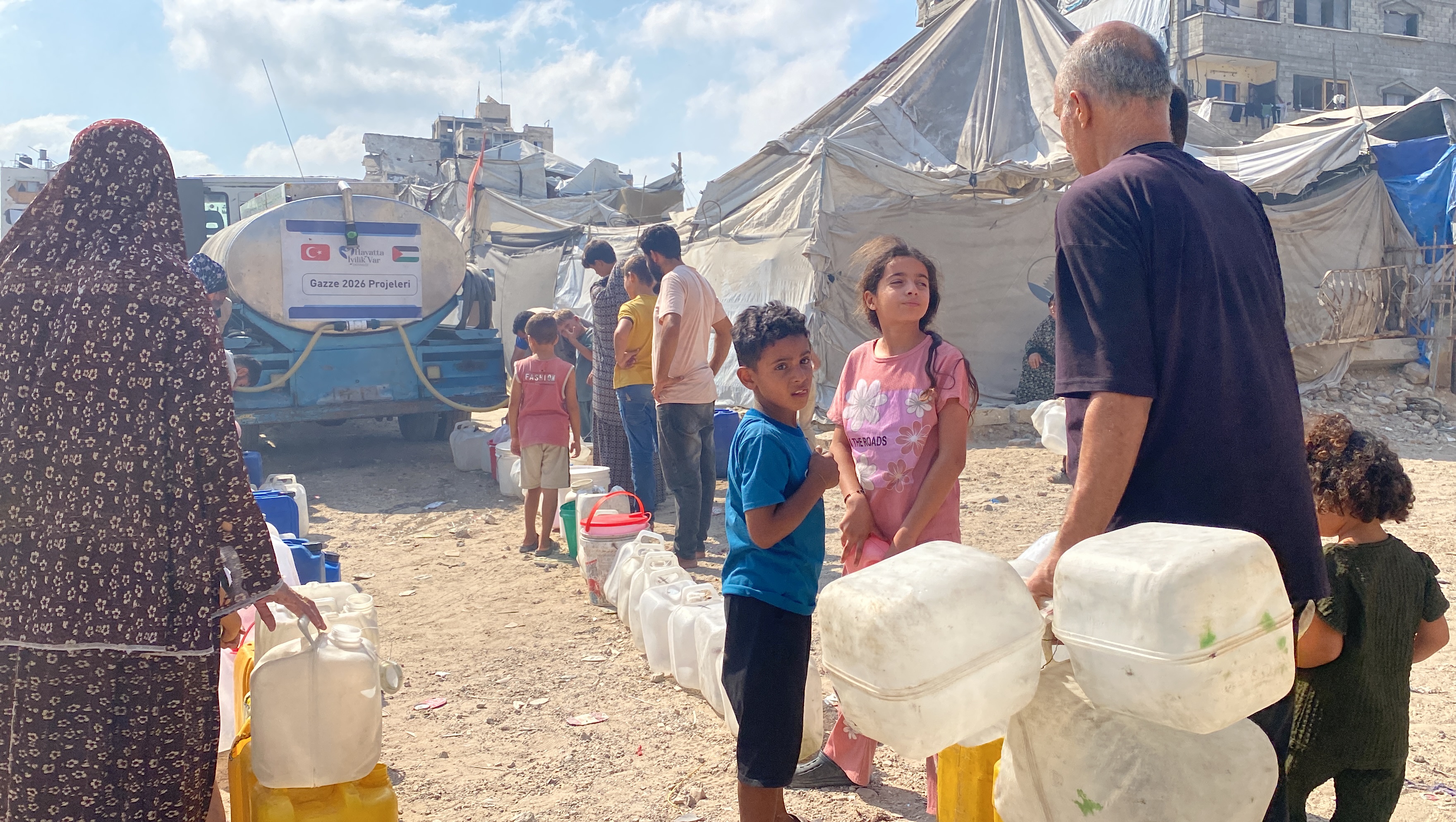 Hayatta İyilik Var Derneği Gazze’ye Su Ulaştırmaya Devam Ediyor - Görsel 2